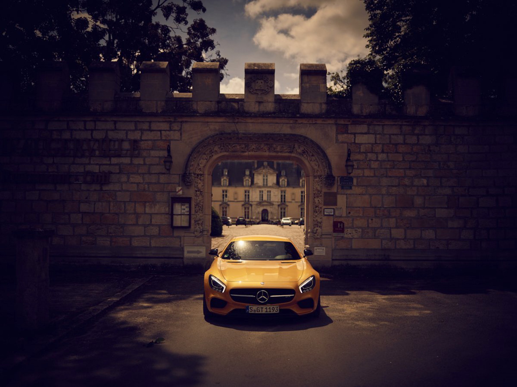 mercedes-benz advertorial paris (5 images) by Mike Meyer Photography