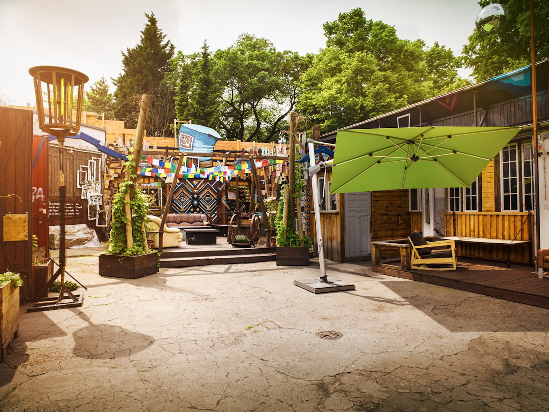 glatz ag campaign urban gardening (14 images) by Mike Meyer Photography