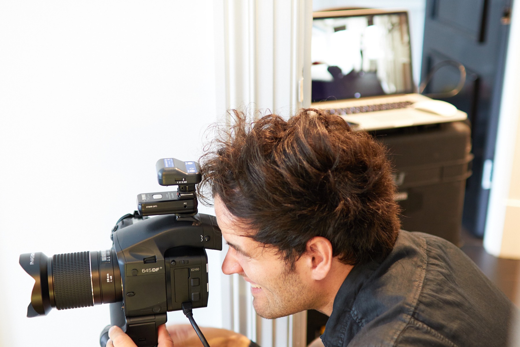 making-of mercedes-benz living @ fraser london campaign by Mike Meyer Photography