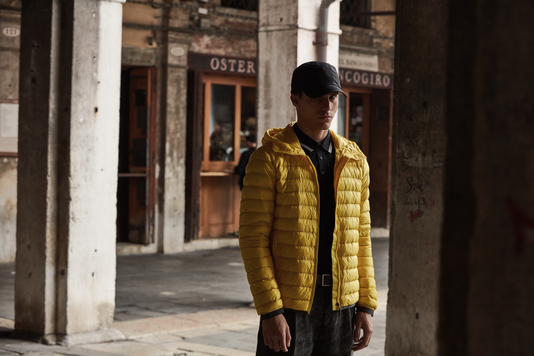 felipe editorial venezia by Mike Meyer Photography