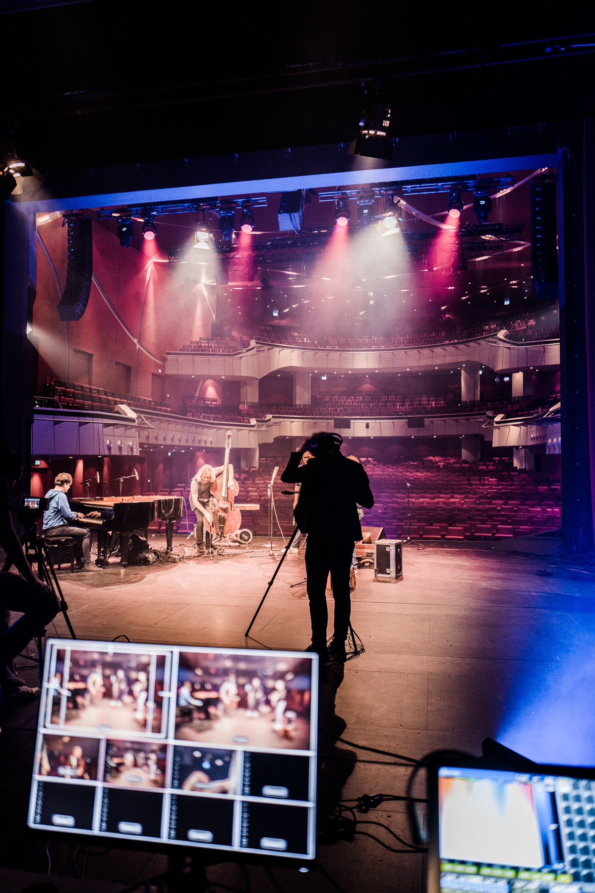 deutsches theater making-of munich by Mike Meyer Photography